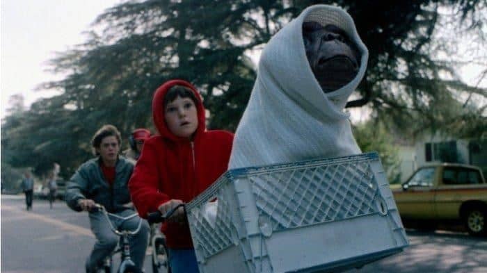 T. The Extra-Terrestrial (1982)