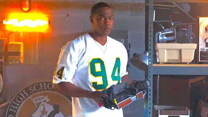 Anthony Fridge Johnson (Ser'Darius Blain)