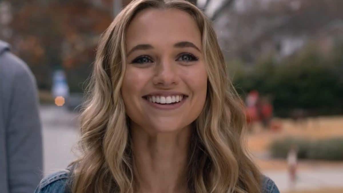 Bethany (Madison Iseman)