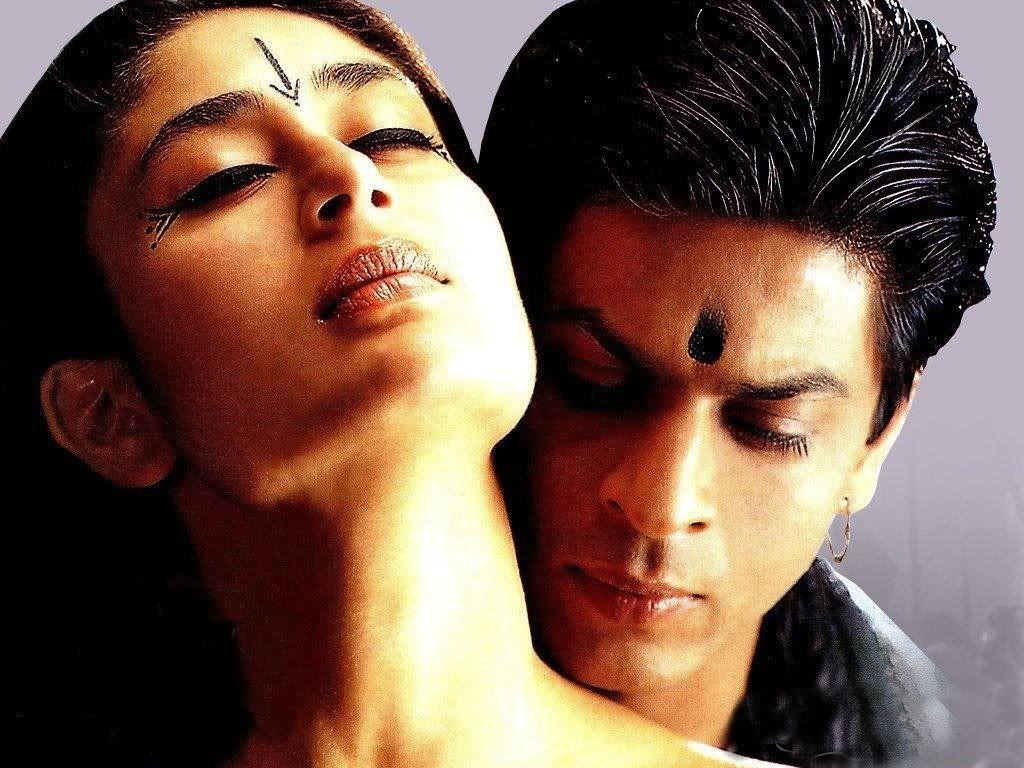 Memerankan Ashoka, Shah Rukh Khan Dikecam