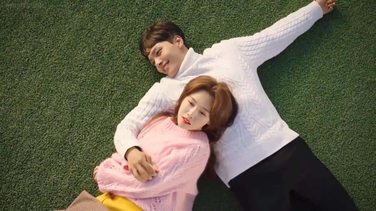 Cinta Adalah Tentang Perasaan, Bukan Siapa dan Apa