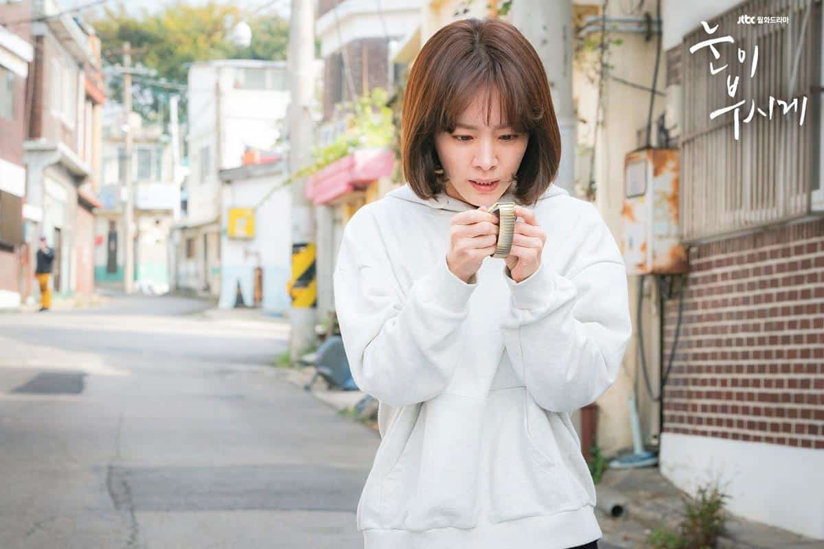 Penuh Teka-teki yang Membuat Penasaran