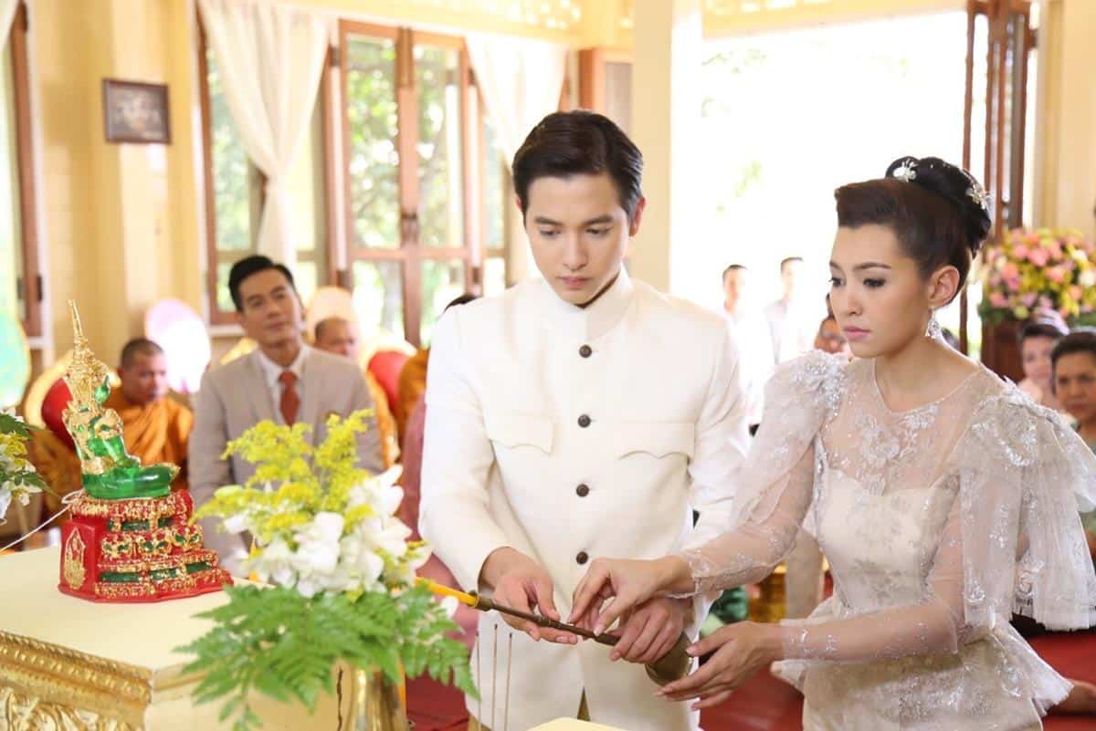 Tema Perjodohan yang Tak Lekang oleh Zaman