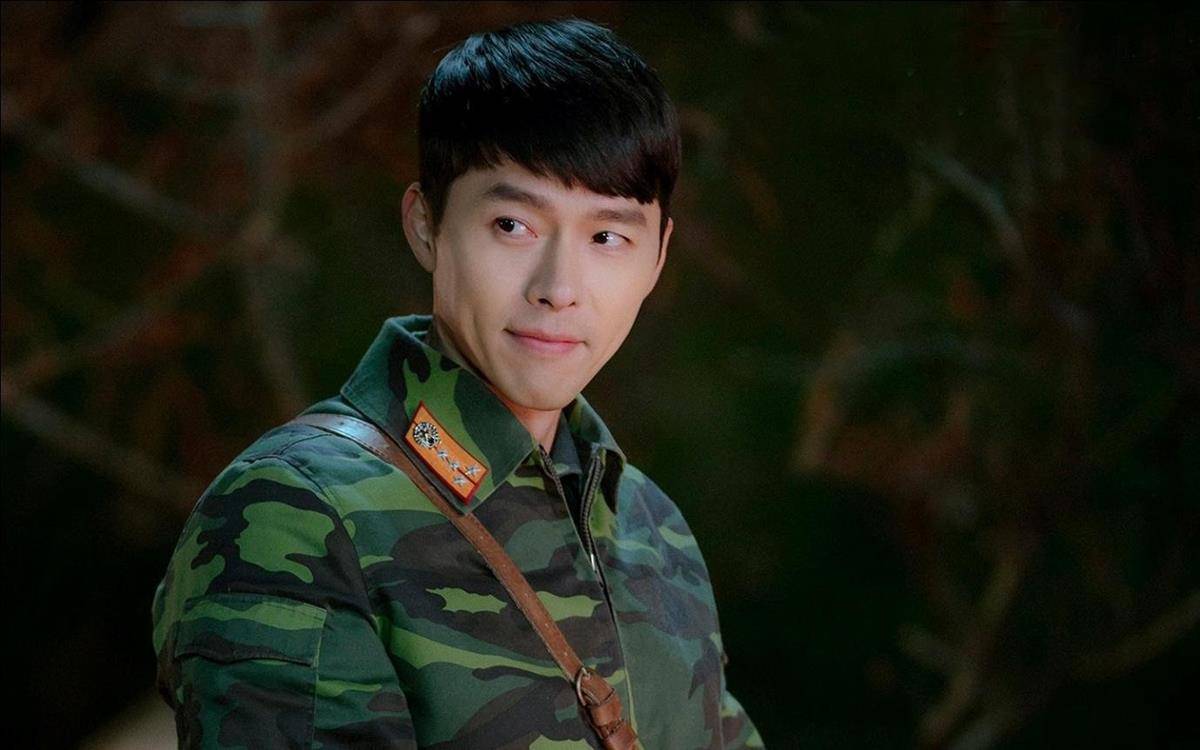 pemain crash landing on you_Hyun Bin (Ri Jeong Hyeok)