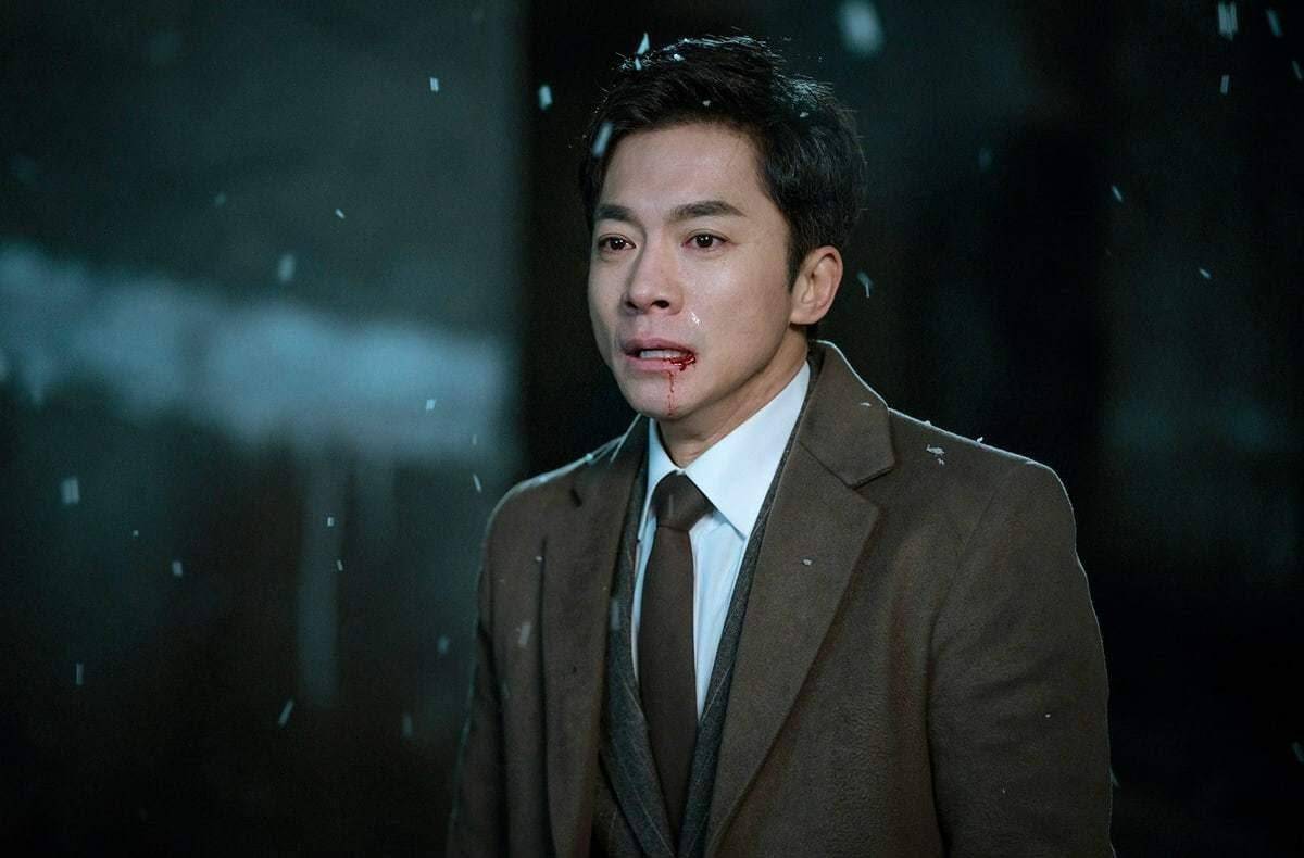 pemain crash landing on you_Kim Young Min (Jung Man Bok)