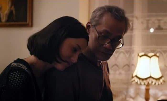 review surat dari praha_Mempunyai Dialog-Dialog yang Romantis