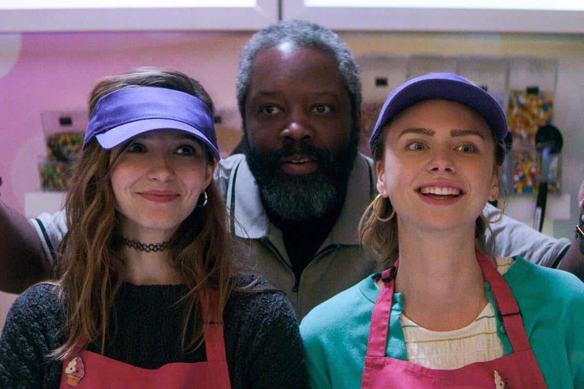 review teenage bounty hunters_Dikemas dengan Unsur Komedi