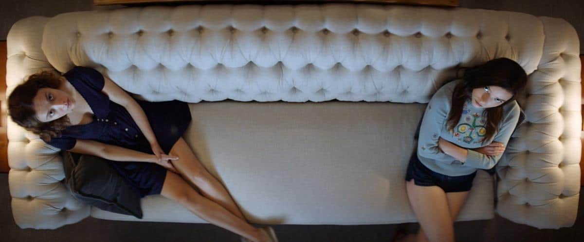 Chemistry Apik dan Liar dari Dua Aktrisnya