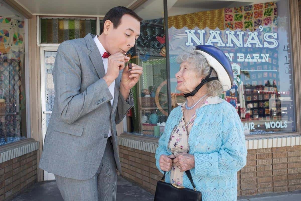 Mencoba Membangkitkan Nostalgia