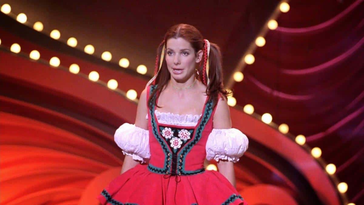 Kekuatan Komedi dalam Naskahnya