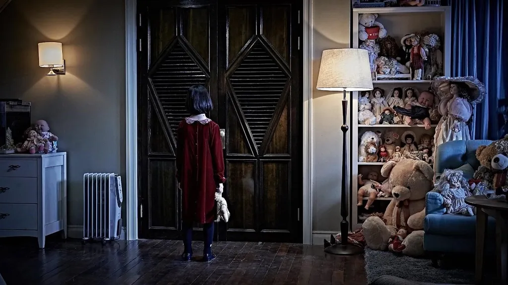 Lemari Misterius Pintu ke Dunia Lain