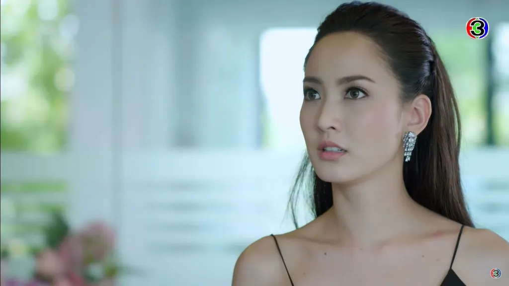 Taew Natapohn (Muanchanok)