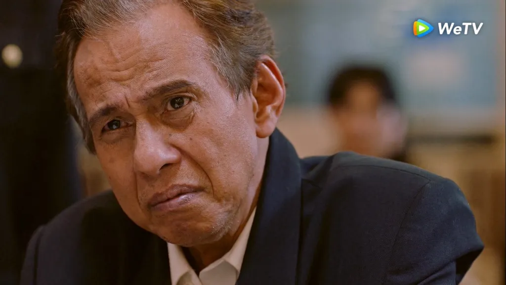 Arswendi Bening Swara (Pak Robert)