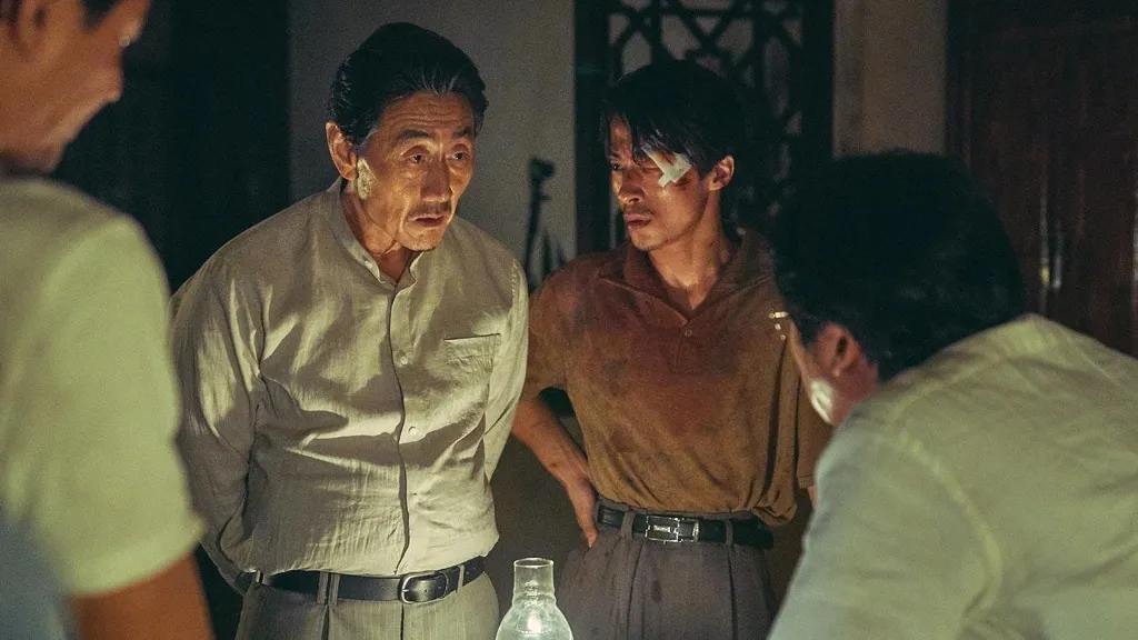 Panen Piala di 30th Buil Film Awards dan Masuk Box Office Korea