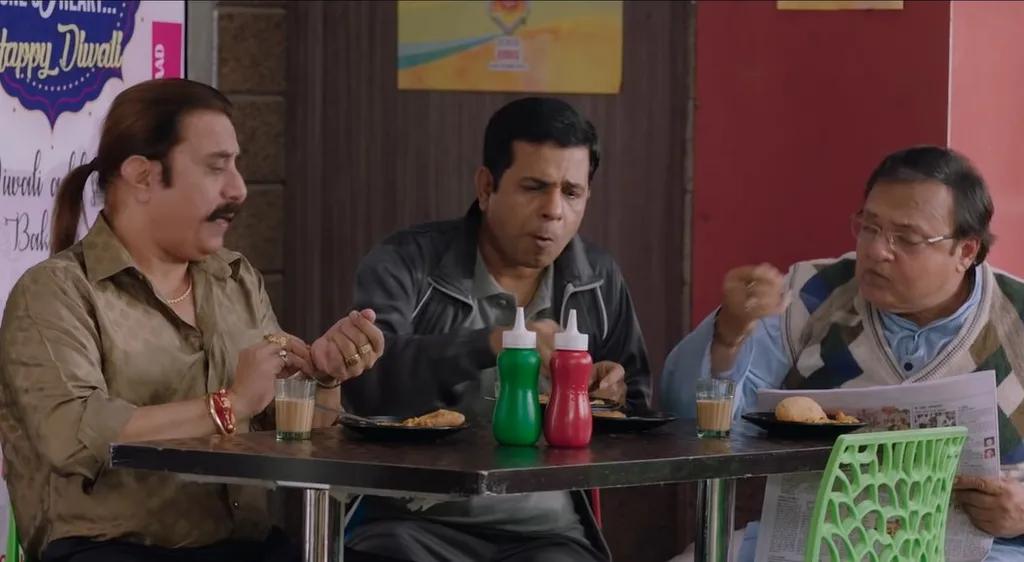 Rakesh Bedi, Rajendra Sethi dan Chittaranjan Tripathy (Trio Paman Tetangga Indoo)