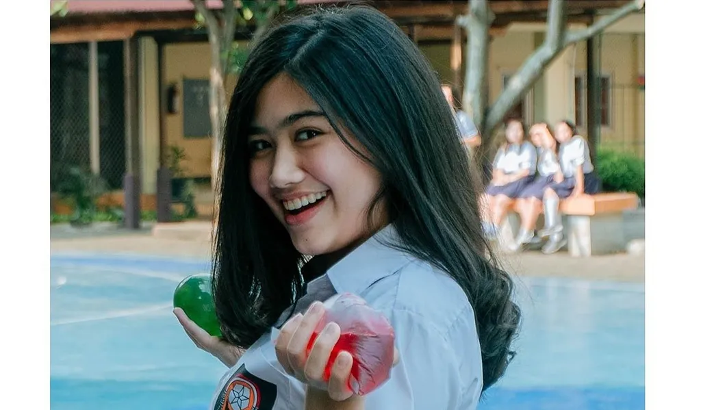 5. Josephine Firmstone (Retha)