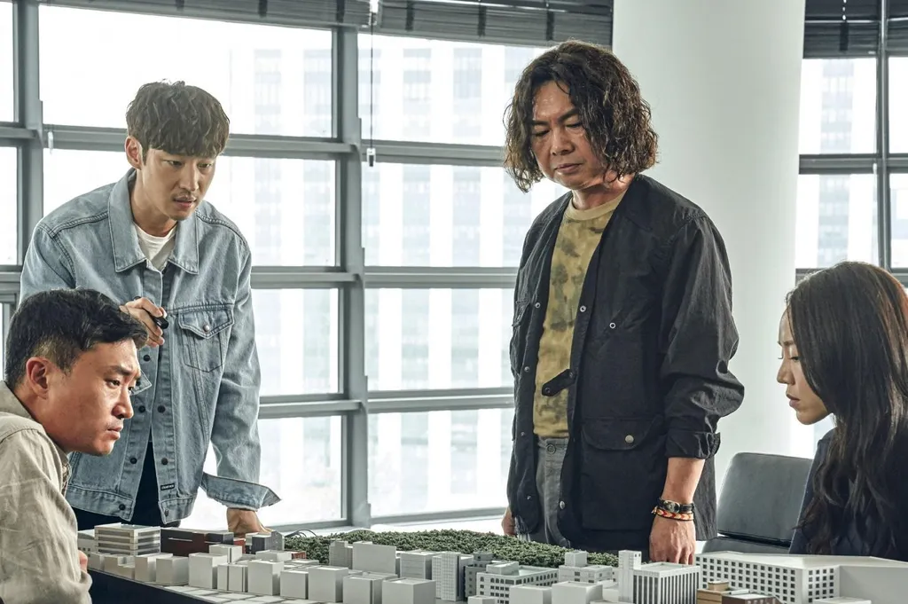 Plot Detail yang Mengesankan