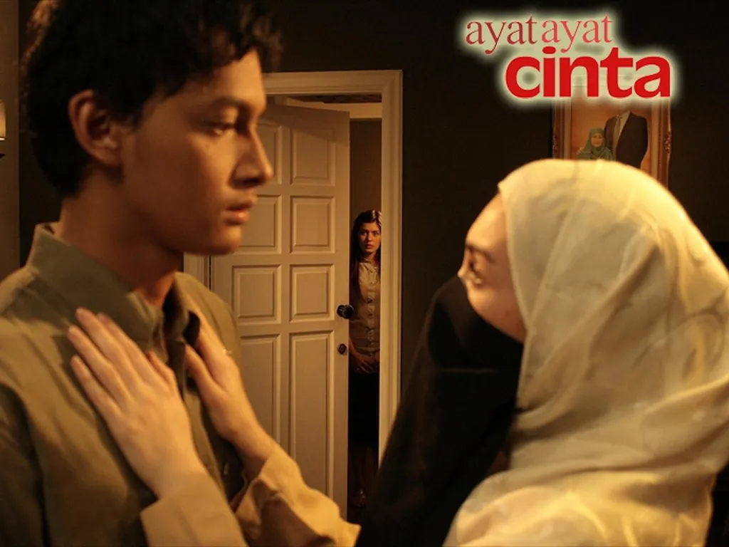 Kisah Cinta yang Mengharukan antara Aisha, Fahri dan Maria