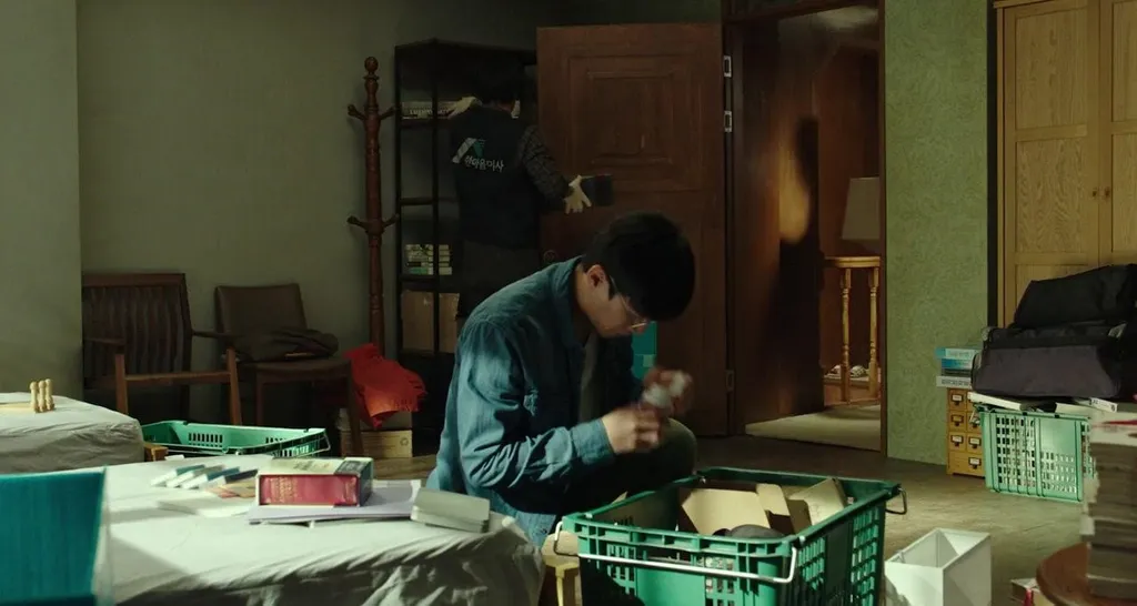 review film korea forgotten_Alur Maju Mundur yang Penuh Kejutan_