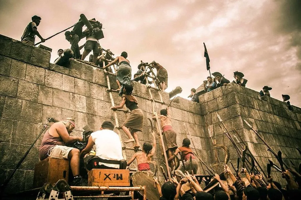 Film Kolosal dengan Biaya Besar dan Melibatkan Banyak Figuran