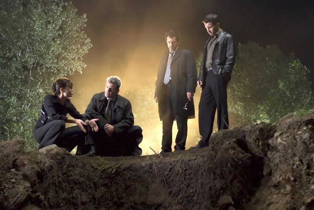 Review Taking Lives_Terobsesi dengan Adegan Kejam_