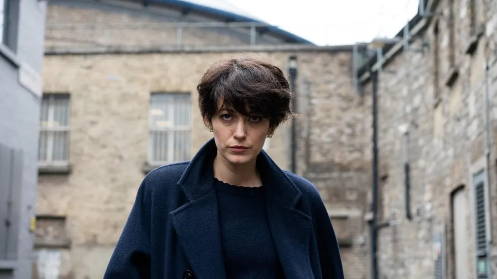 The Rhythm Section_Menarik Simpati Untuk Ditonton_