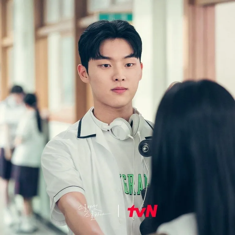 Choi Hyun Wook Meningkatkan Kepercayaan Diri untuk Perannya