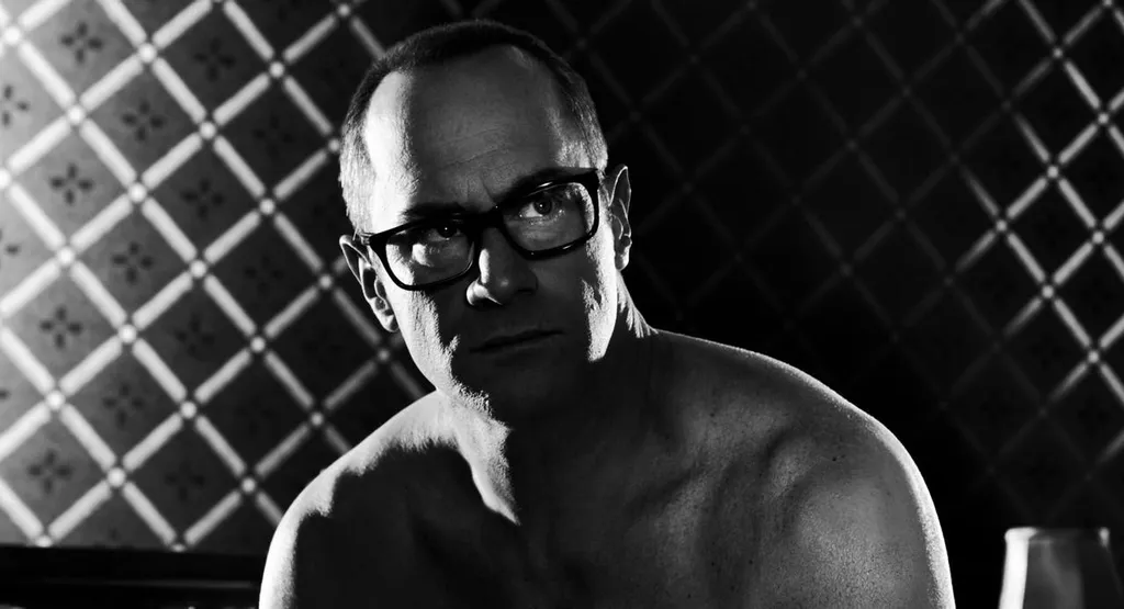 Christopher Meloni (Dennis)