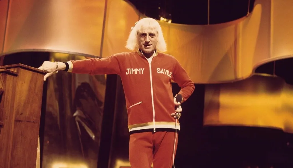 Jimmy Savile_Penggambaran Detail Tentang Sosok Jimmy Savile_