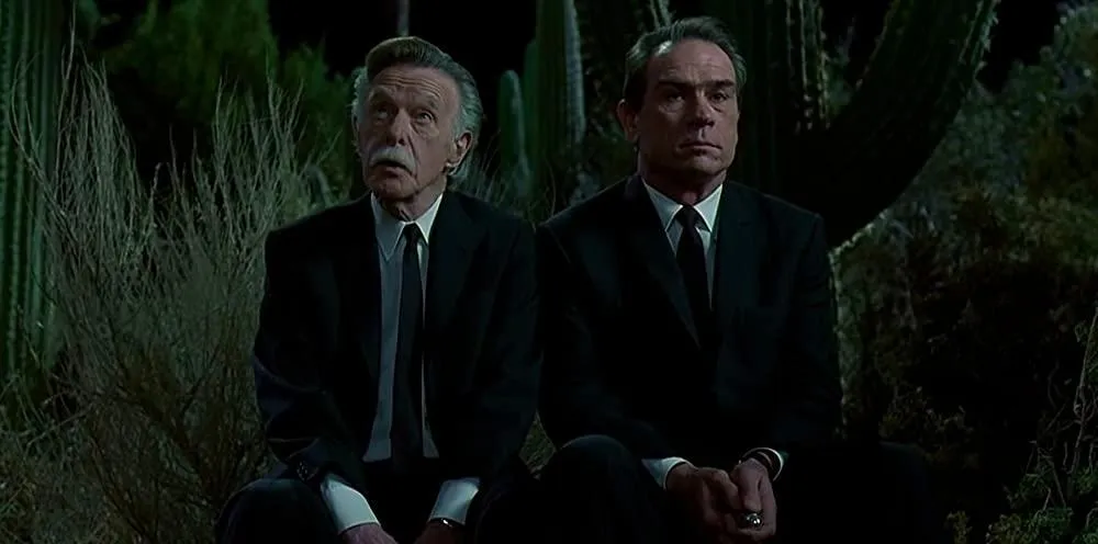 pemeran-men-in-black-1-8_