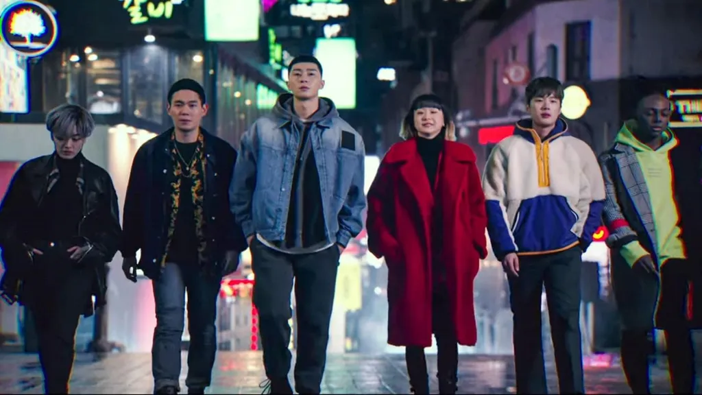 Garapan Sutradara Itaewon Class (2020) dan Love in The Moonlight (2016)