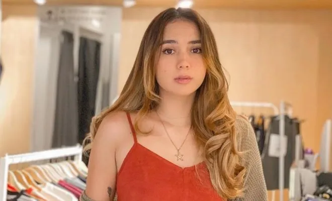 Raquel Katie Larkin (Francisca Inggrid)