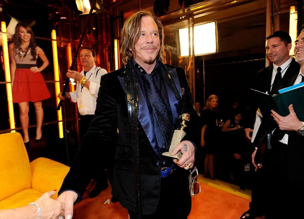 Zorringer (Mickey Rourke)