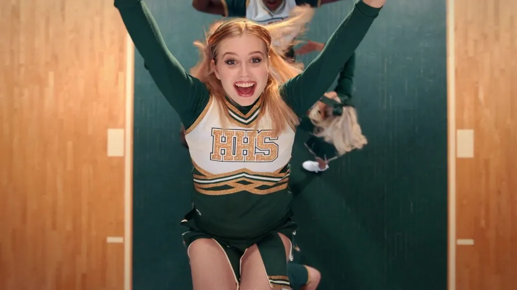 fakta senior year_Angourie Rice, “Kembaran” Rebel Wilson dari Australia_