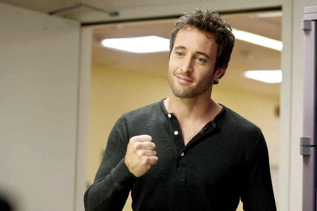 Stan (Alex O'Loughlin)