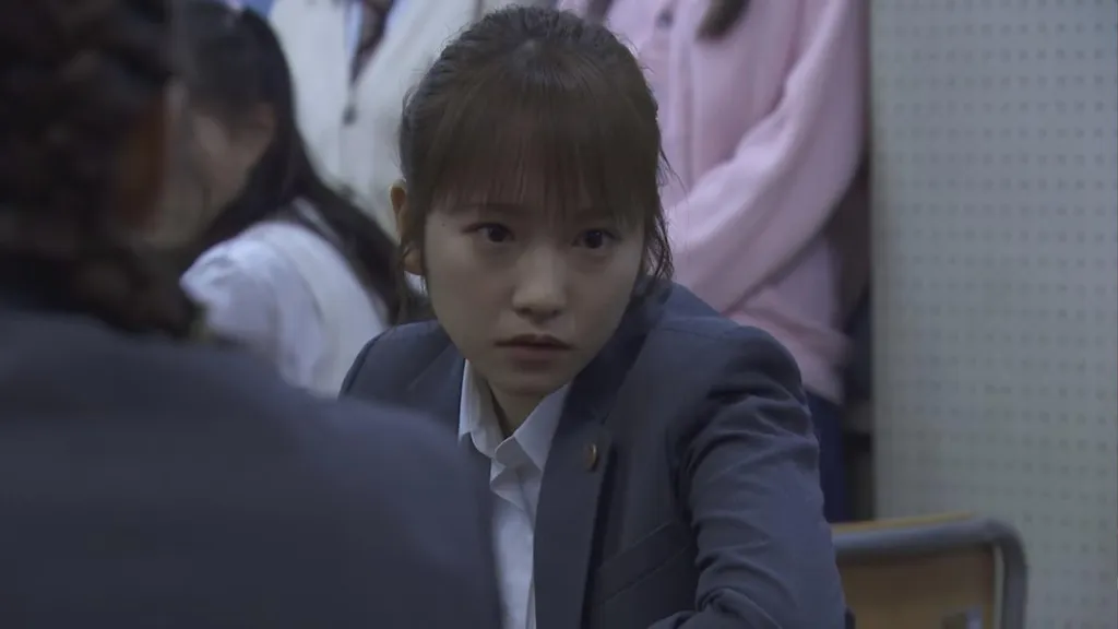 pemeran Mr. HIiragi's Homeroom_Usami Kaho (Kawaei Rina)_