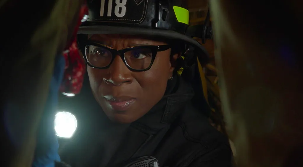 911 Season 5_Episode 11 (Copy)