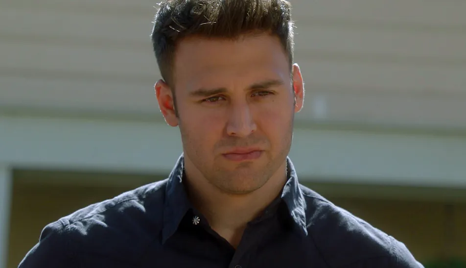 911 Season 5_Episode 17 (Copy)