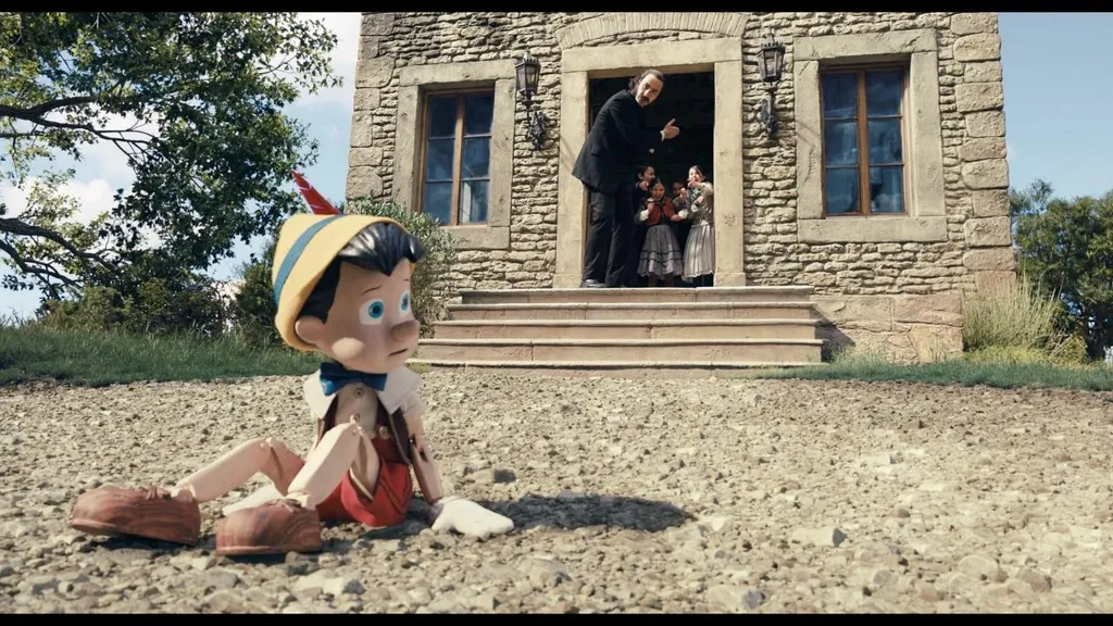 Performa Apik Para Pemeran dan Pengisi Suaranya