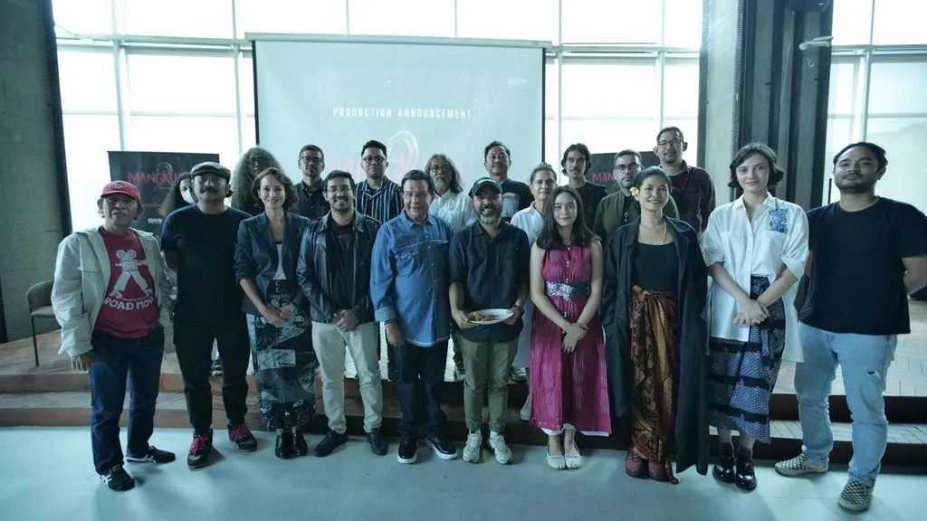 Membuat Pusat Studi Sendiri