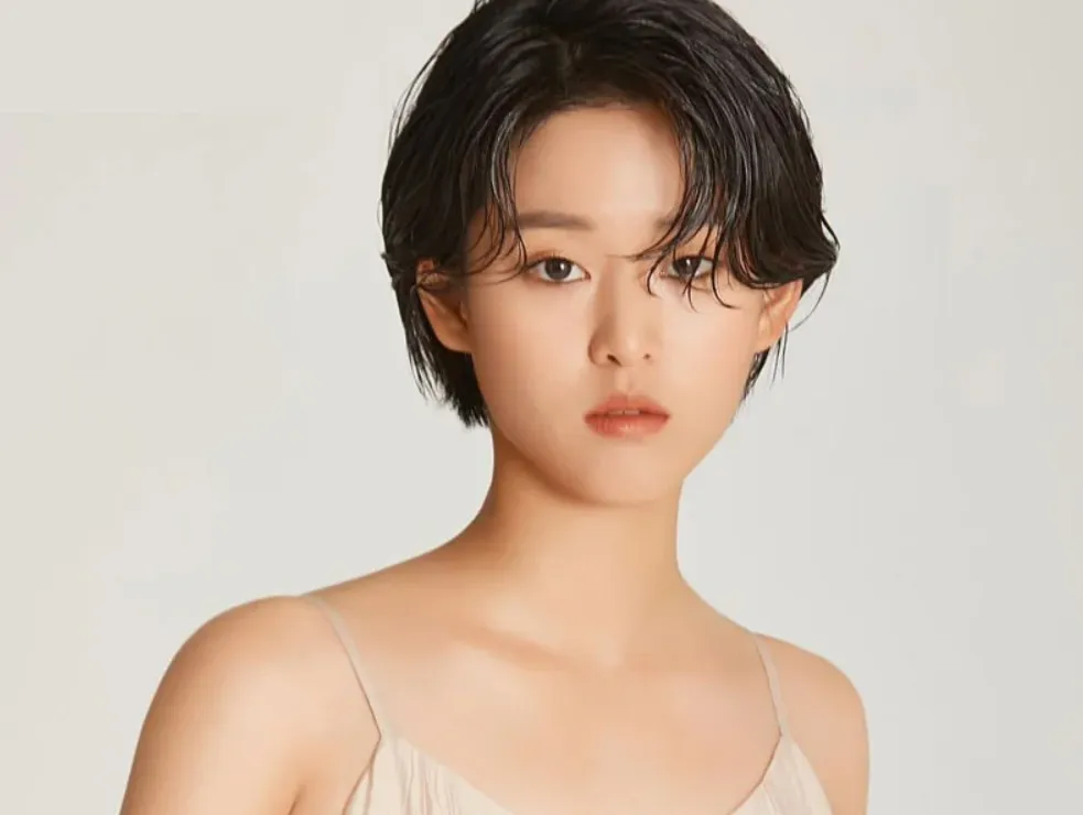 5 Drama Terbaik Lee Yeon, ‘Bunglon’ yang Siap Bersinar